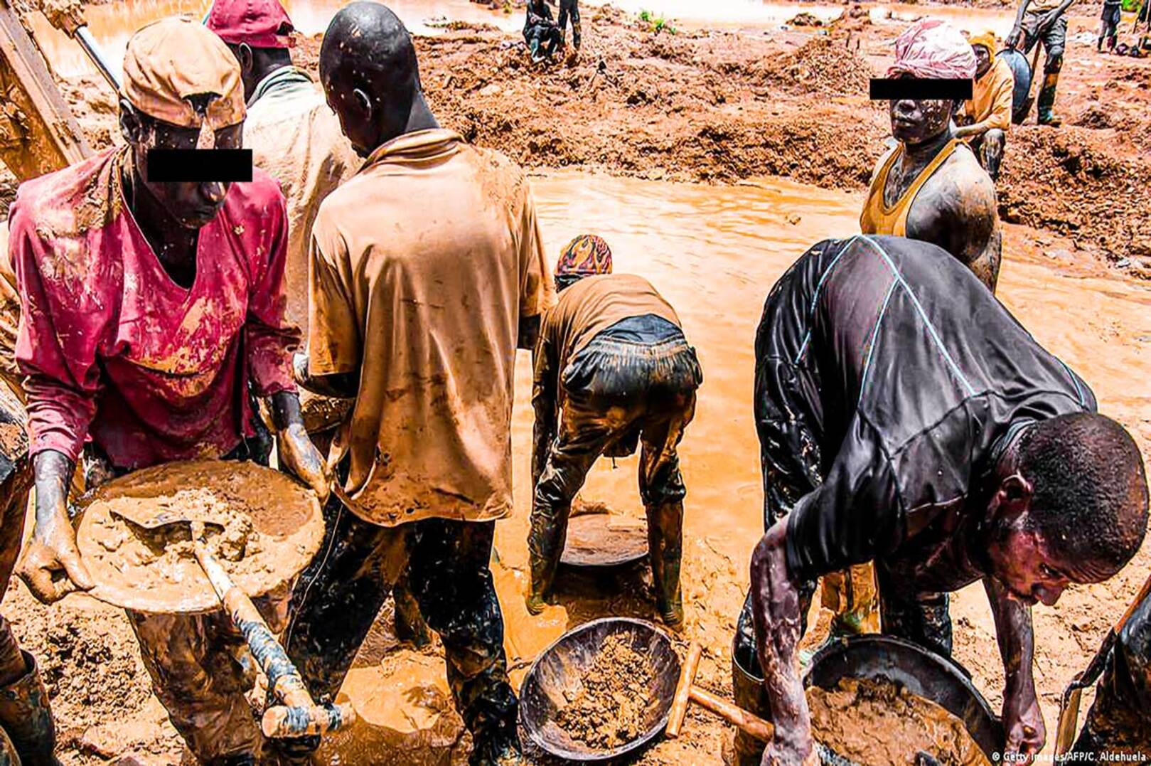 Côte d’Ivoire: Illegal gold mining drains billions from the economy